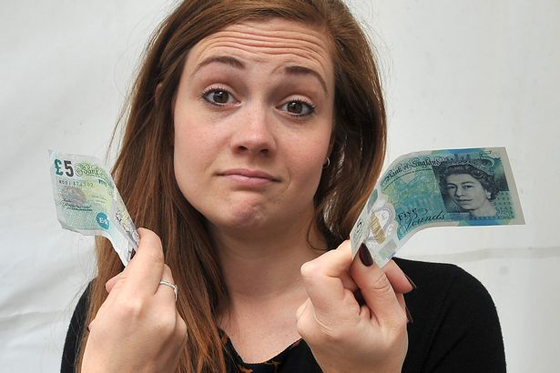 ورقة نقد مصنوعة من اللحوم تثير الغضب بريطانيا صورة رقم 6