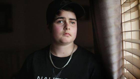 فيديو مثير.. صدم فتاة وتركها بين الحياة والموت  صورة رقم 6