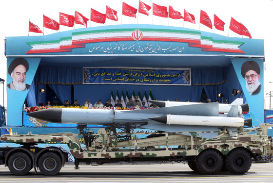 في العلن تلاسن وفي الخفاء تعاون.. هذه طببعة العلاقة بين اسرائيل وايران! صورة رقم 2