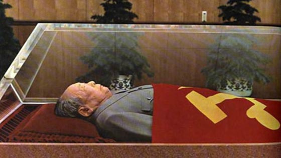  صور جثث محنطة لرؤساء شيوعيين منهم لينين، وكاسترو فضل الرماد ! صورة رقم 4