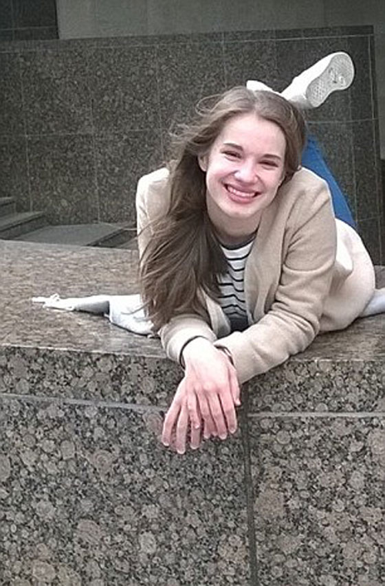 لاجئ افغاني اغتصب وقتل ابنة سياسي الماني والقى جثتها في النهر  صورة رقم 4