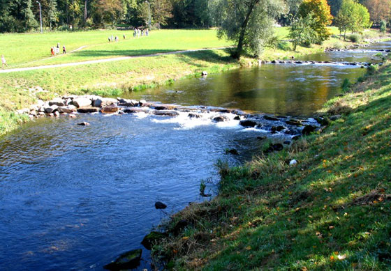 لاجئ افغاني اغتصب وقتل ابنة سياسي الماني والقى جثتها في النهر  صورة رقم 8