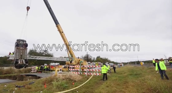 بالفيديو: مصرع شرطية سقطت بسيارتها في حفرة عميقة ظهرت فجأة وابتلعتها! صورة رقم 9