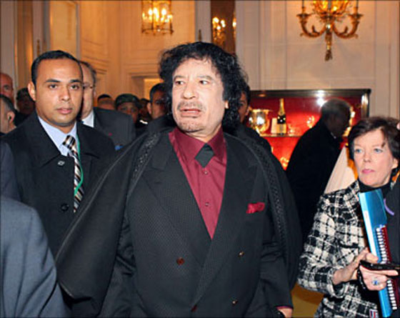 العالم يبحث عن ثروة القذافي التي تقدّر بما بين 100 و400 مليار دولار؟  صورة رقم 5