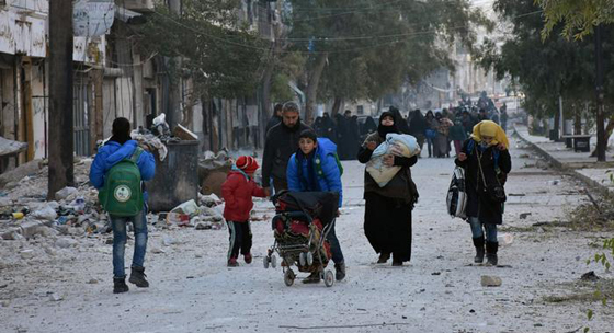 حلب بين الماضي واليوم.. تاريخ وتراث محي عن بكرة ابيه! صور مؤلمة  صورة رقم 13