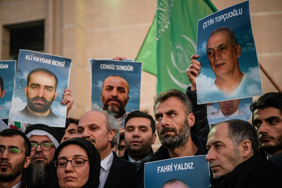  تركيا تسقط ملاحقة 4 ضباط اسرائيليين قتلوا 10 اتراك على سفينة مرمرة صورة رقم 5