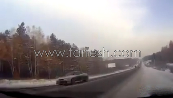 بالفيديو.. سائق يوثق لحظة وفاته في حادث مروع صورة رقم 2