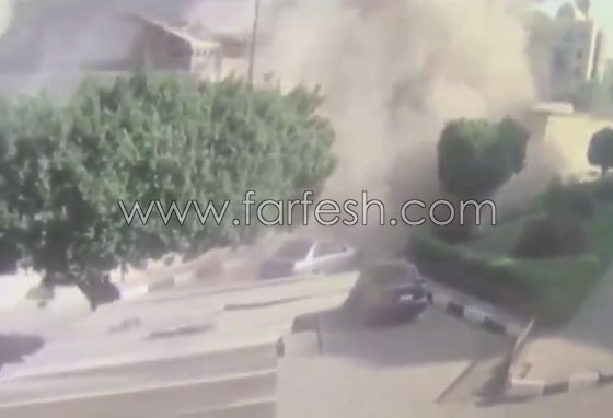 فيديو مروع يظهر لحظة تفجير كاتدرائية العباسية بالقاهرة صورة رقم 7