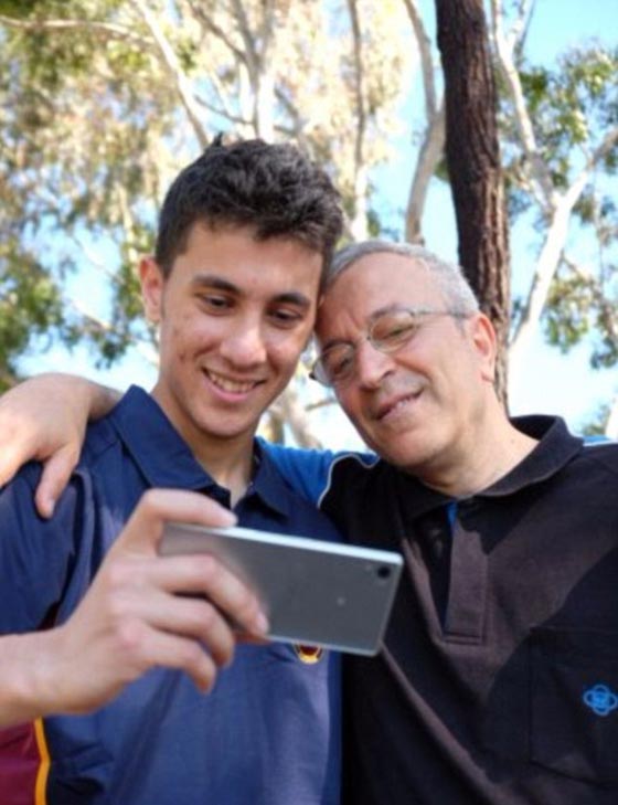 استراليا: لاجئ سوري اصبح خلال عام ونصف أفضل طالب في الثانوية صورة رقم 14