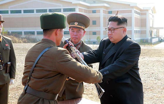 زعيم كوريا الشمالية يهدد سفراء بلاده في الخارج برصاصة في الراس صورة رقم 1