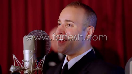 فيها حاجة حلوة.. تؤديها فرقة البحرية الامريكية بالعربي المكسر صورة رقم 3