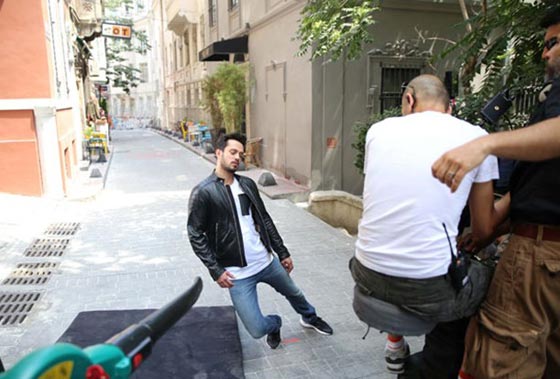 مشهد لممرضات تركيات بلباس قصير جدا يثير موجة غضب صورة رقم 8