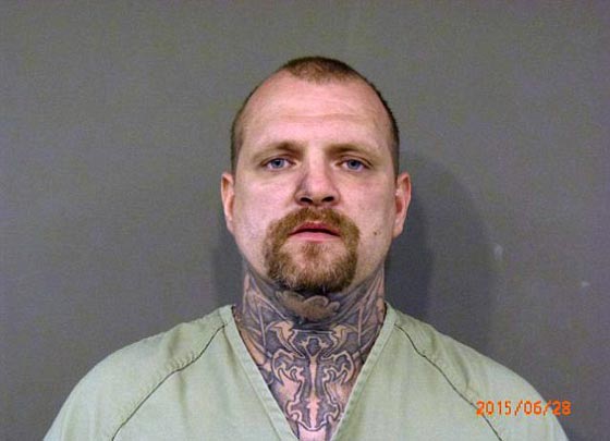 على فراش الموت.. شابة  تروي كيف سكب صديقها الوقود عليها واحرقها! صورة رقم 1