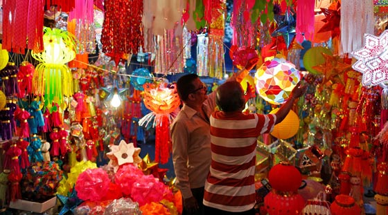 ثري هندي يبني 90 منزلا للمشردين بدل تبذير الاموال على زفاف ابنته صورة رقم 3