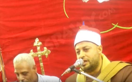 اجمل موقف من شيخ مصري يتلو القرآن بعزاء مسيحي: فيديو وصور صورة رقم 3