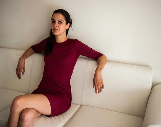 محكمة اسبانية تبرئ مسؤولة خلعت قميصها بالكنيسة من تهمة التدنيس  صورة رقم 4