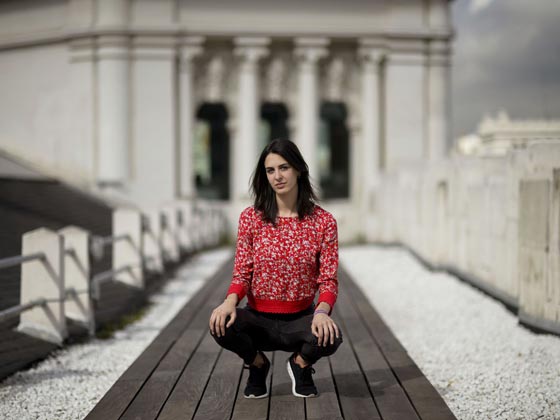 محكمة اسبانية تبرئ مسؤولة خلعت قميصها بالكنيسة من تهمة التدنيس  صورة رقم 6