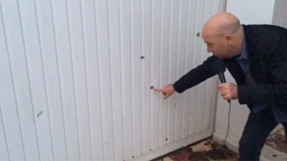  ماذا يفعل مراسل قناة اسرائيلية امام بيت الزواري بعد ساعات من اغتياله صورة رقم 1