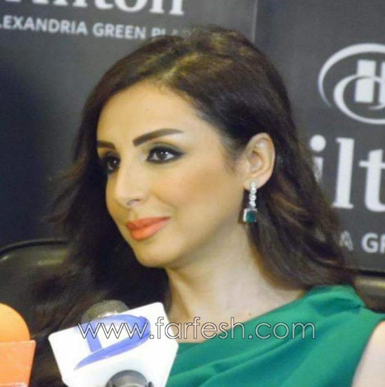 صور فنانات عربيات صاحبات أسوأ مكياج  لعام 2016  صورة رقم 6