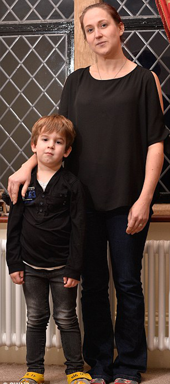 احكموا بانفسكم.. هل يعاني هذا الطفل من زيادة في الوزن؟ شاهدوا الصور صورة رقم 3