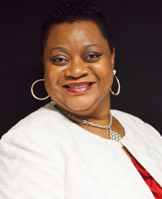 قاتل والدته يبكي بكاء مريرا بالمحكمة.. هاتف امرني بقتلها! صورة رقم 2