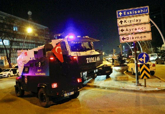 مصور حادثة اغتيال السفير الروسي يروي بالتفصيل اللحظات المرعبة  صورة رقم 15