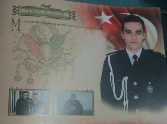 قاتل السفير الروسي هو ضابط في وحدة مكافحة الشغب بأنقرة صورة رقم 2