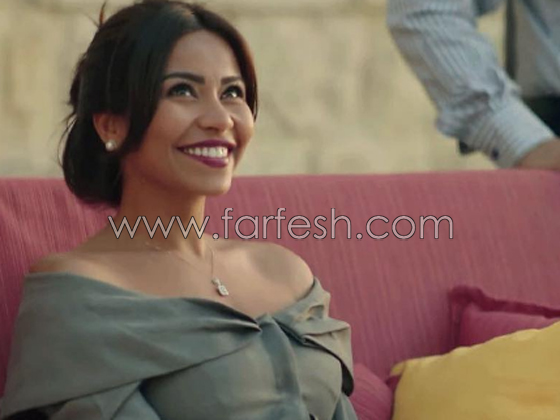 طالب يقابل نجوى كرم بدل امتحانه وآخر يضع شيرين في موقع محرج صورة رقم 12