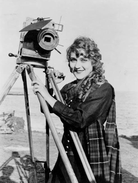 أبرز الشخصيات العربية التي احتفلت بها شركة غوغل في 2016 صورة رقم 2