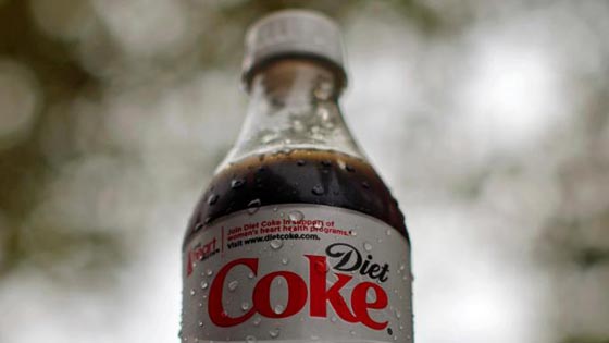 الانتقام الاخضر: جماعة ارهابية تسمم عبوات كوكاكولا وكاتشاب هاينز بالحقن! صورة رقم 2