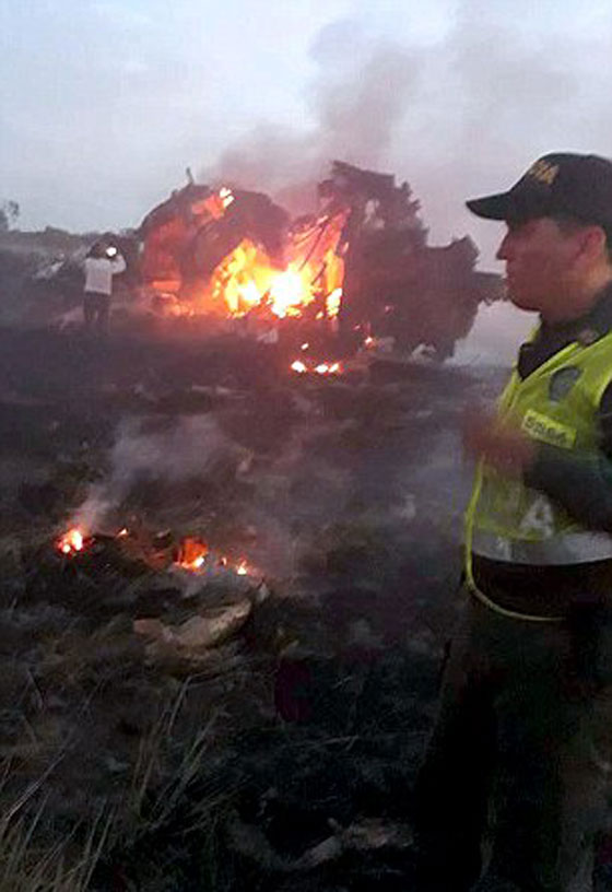 فيديو مروع: اصطدام طائرة كولومبية بالسياج ووفاة 5 أشخاص  صورة رقم 3