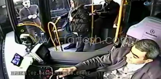 فيديو صادم..مشاجرة بين لاعب تركي وسائق حافلة تنتهي بسحب رخصته صورة رقم 2