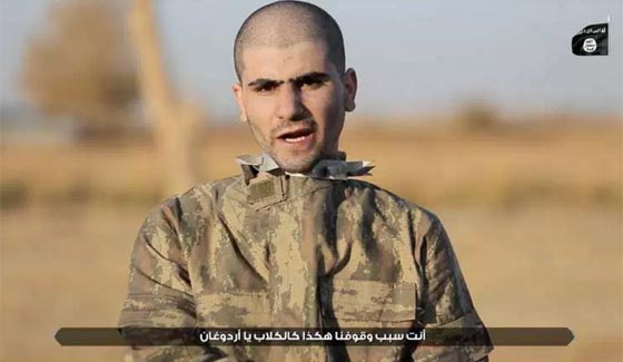  فيديو داعشي وحشي لحرق جنديين تركيين بعد اسرهما بحلب! صورة رقم 7