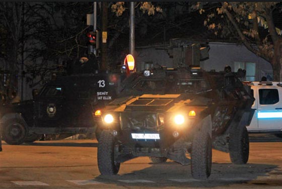  من سيدفن قاتل السفير الروسي بتركيا بعد اختفاء اسرته؟! صورة رقم 8