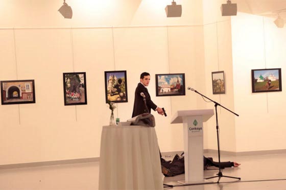  من سيدفن قاتل السفير الروسي بتركيا بعد اختفاء اسرته؟! صورة رقم 3