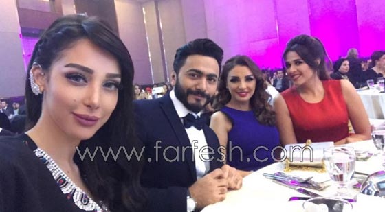 صور تامر حسني يغني لزوجته الشقراء الجميلة بسمة بوسيل متغزلا بها صورة رقم 5