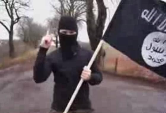 داعشي يسخر من اجهزة الامن بعد اجتيازه الحدود بين الدنمارك والمانيا صورة رقم 1