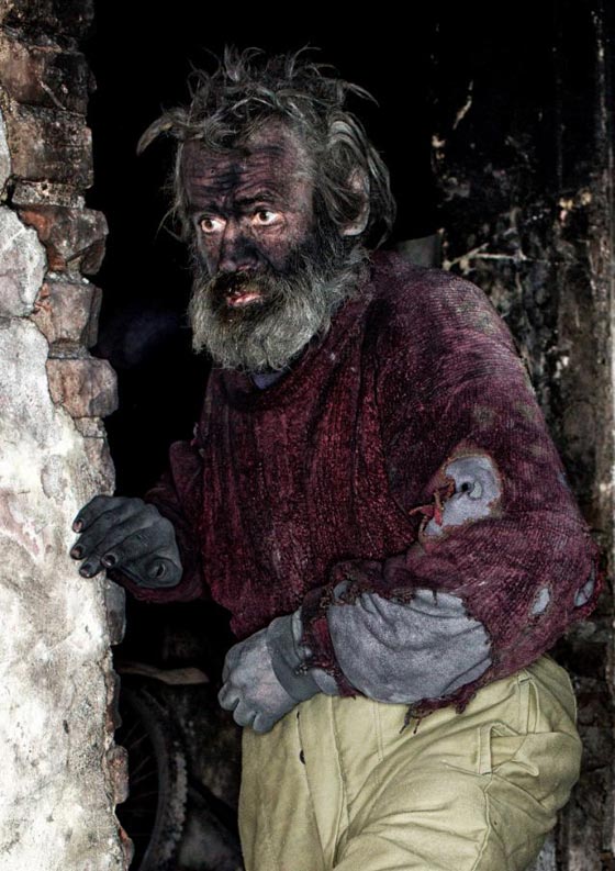 وفاة اقذر رجل في اوروبا.. اعتاد احراق كل شيء والنوم في الرماد صورة رقم 3