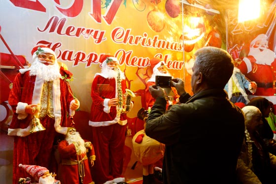 فيديو وصور.. هكذا احتفل المسيحيون حول العالم بعيد الميلاد المجيد صورة رقم 17