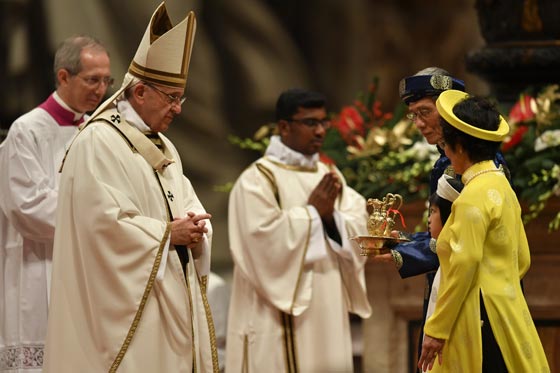فيديو وصور.. هكذا احتفل المسيحيون حول العالم بعيد الميلاد المجيد صورة رقم 26