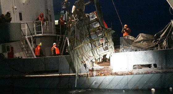 العثور على احد الصندوقين الاسودين للطائرة الروسية في البحر الاسود! صورة رقم 5