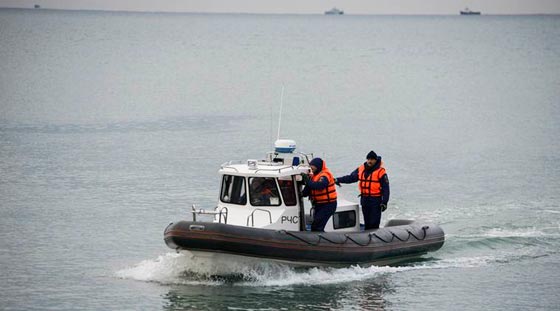 العثور على احد الصندوقين الاسودين للطائرة الروسية في البحر الاسود! صورة رقم 2