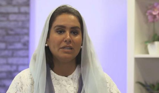 الطبيبة بن لادن قطعت نهر التايمز وقناة المانش سباحة وتعالج اللاجئين صورة رقم 7