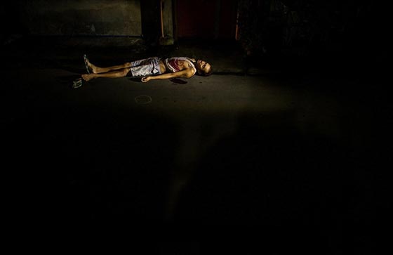 صور معبرة تحكي دموع الأسى ولحظات الفرح في عام 2016 صورة رقم 18