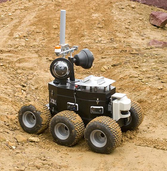 فيديو مذهل: العثور على معلقة ضخمة على المريخ! صورة رقم 2 فيديو مذهل: العثور على معلقة ضخمة على المريخ! صورة رقم 2