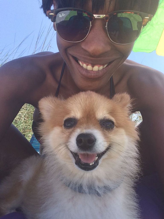 امرأة تعرض نفسها للبيع على الانترنت لتوفير العلاج لكلبها المريض! صورة رقم 2