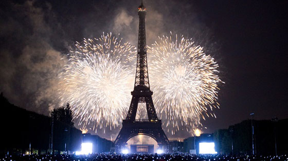  احتفالات حذرة بالعام الجديد وحالة تأهب تحسبا من هجمات محتملة صورة رقم 15