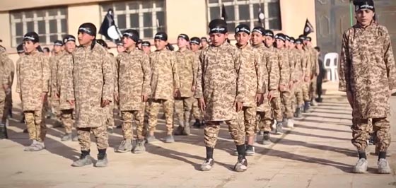 اشبال الخلافة: داعش يقتل فينا الروح ويسمم الجسد لنصبح قنابل موقوتة! صورة رقم 10