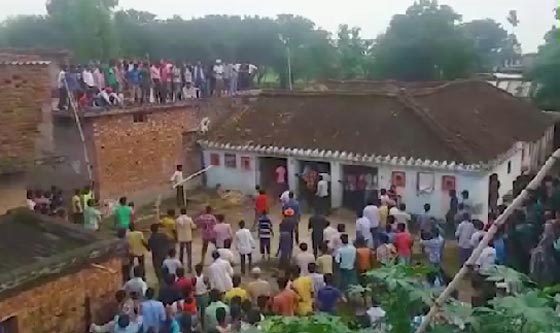 شاهد كيف واجه اهالي قرية هندية نمرا هاجمهم بشراسة صورة رقم 1