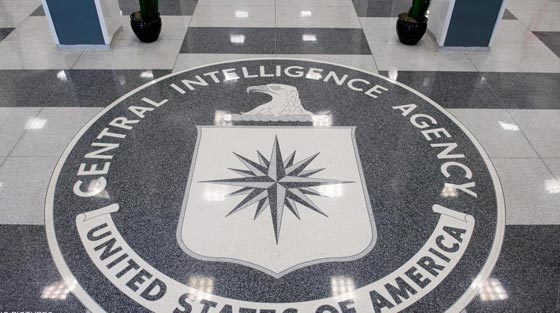 امريكي يتهم بلاده واسرائيل بتمويل الدواعش صورة رقم 1